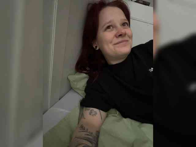 stillHer webcam
