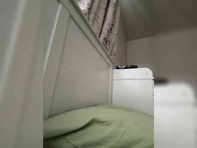 stillHer webcam