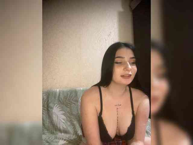 22ALYSKA22 webcam