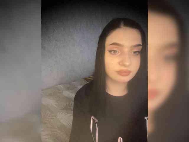Модель: _Lisaaa_