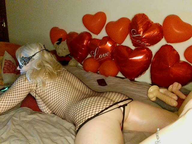 HoneyLuna7 live cam