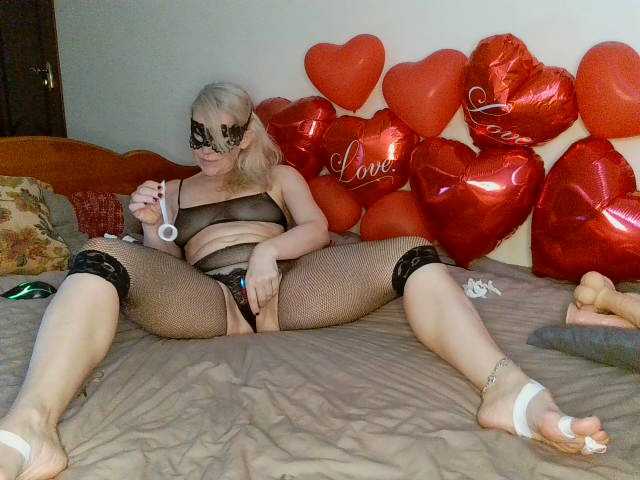 HoneyLuna7 live cam