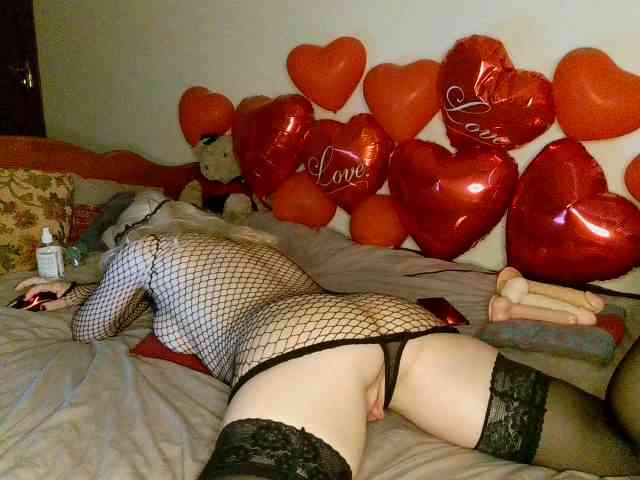 HoneyLuna7 webcam