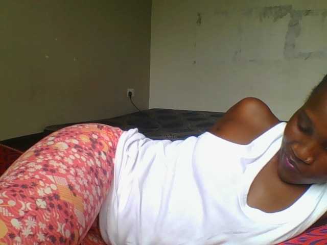 Smilingbeibylove live cam on BongaCams