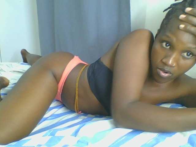 Smilingbeibylove live cam on BongaCams