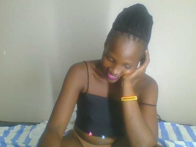 Smilingbeibylove live cam on BongaCams
