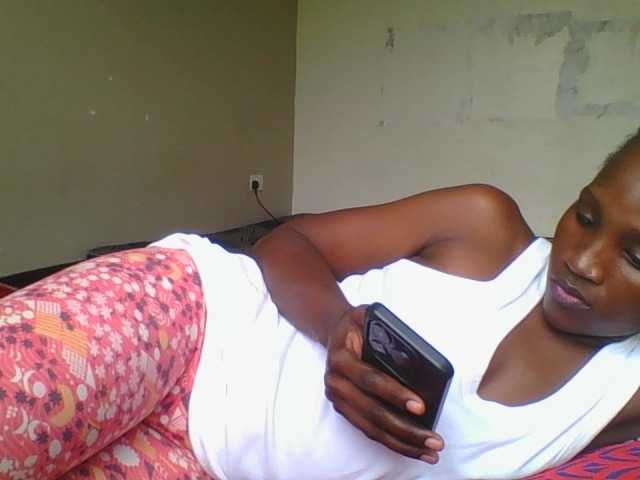 Smilingbeibylove live cam on BongaCams