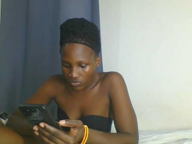 Smilingbeibylove live cam on BongaCams