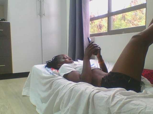 Smilingbeibylove live cam on BongaCams