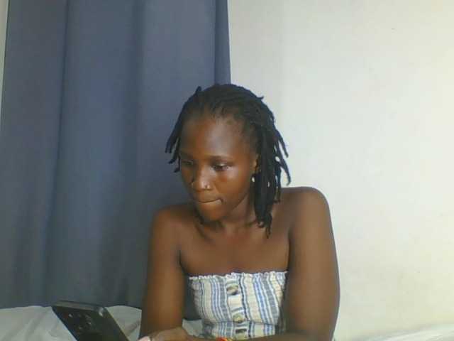 Smilingbeibylove live cam on BongaCams
