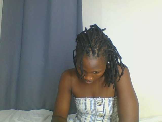 Smilingbeibylove live cam on BongaCams
