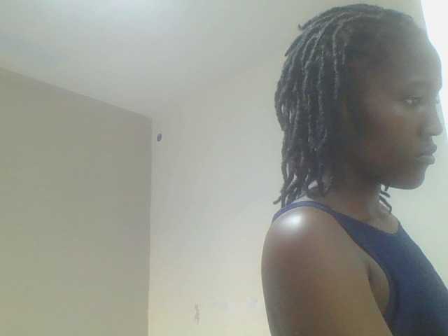 Smilingbeibylove live cam on BongaCams