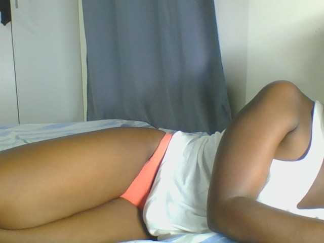 Smilingbeibylove live cam on BongaCams