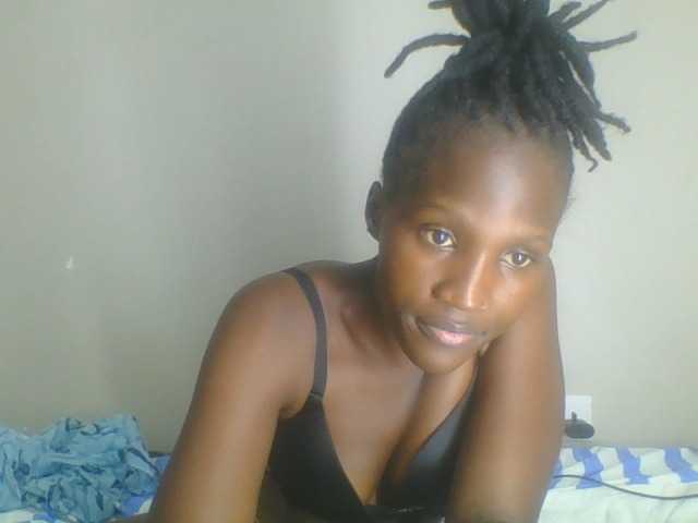 Smilingbeibylove live cam on BongaCams