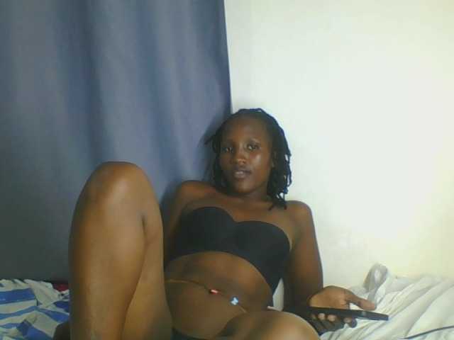 Smilingbeibylove live cam on BongaCams