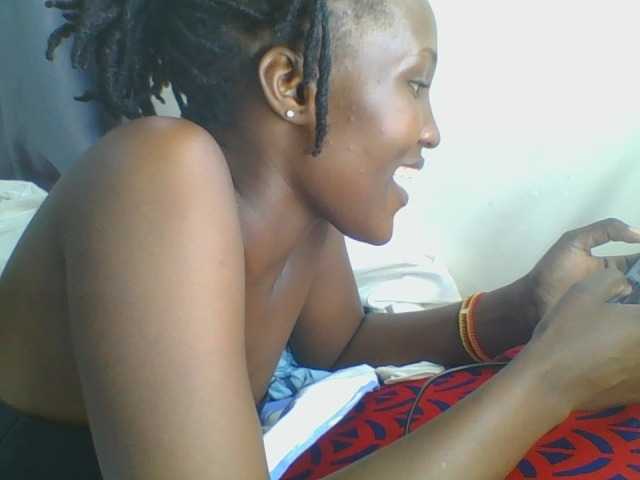 Smilingbeibylove live webcam show