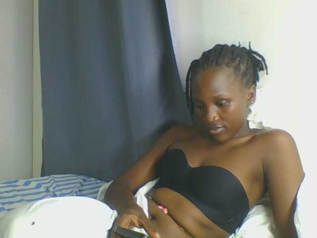 Smilingbeibylove live webcam show