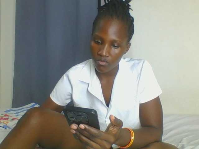 Smilingbeibylove live cam on BongaCams