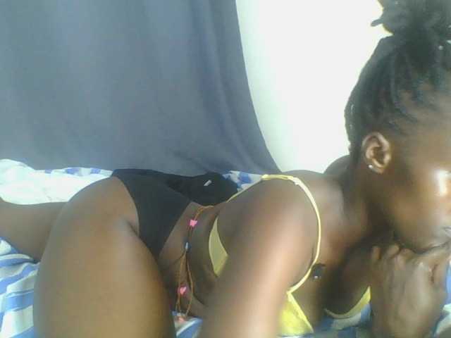 Smilingbeibylove live cam on BongaCams