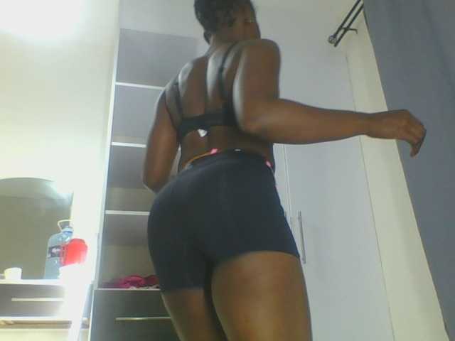 Smilingbeibylove live cam on BongaCams