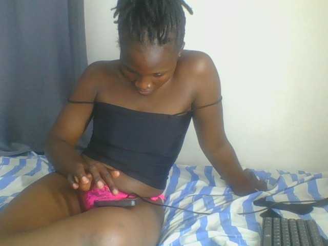 Smilingbeibylove live cam on BongaCams
