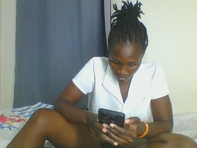 Smilingbeibylove live cam on BongaCams