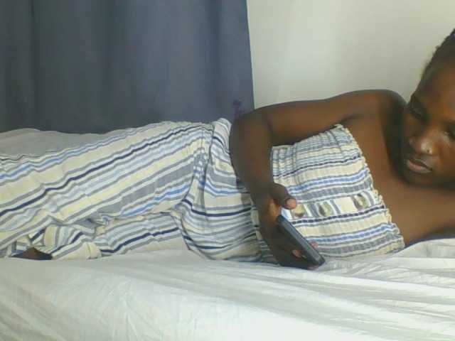 Smilingbeibylove live cam on BongaCams