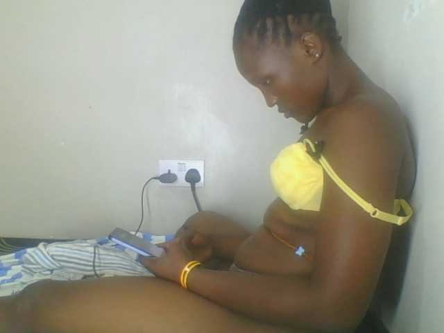 Smilingbeibylove live cam on BongaCams