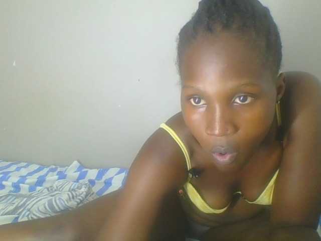 Smilingbeibylove live cam on BongaCams