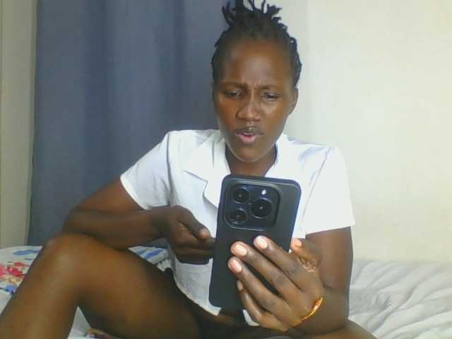 Smilingbeibylove live cam on BongaCams