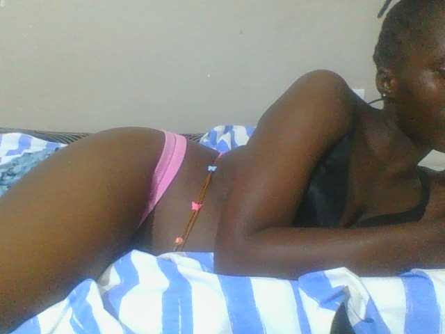 Smilingbeibylove live cam on BongaCams