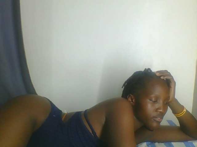Smilingbeibylove live cam on BongaCams