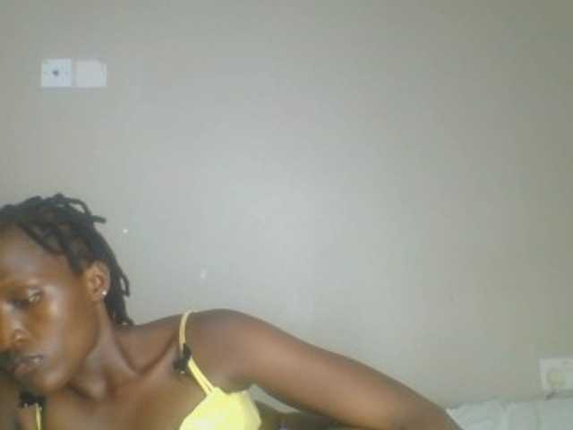 Smilingbeibylove live cam on BongaCams