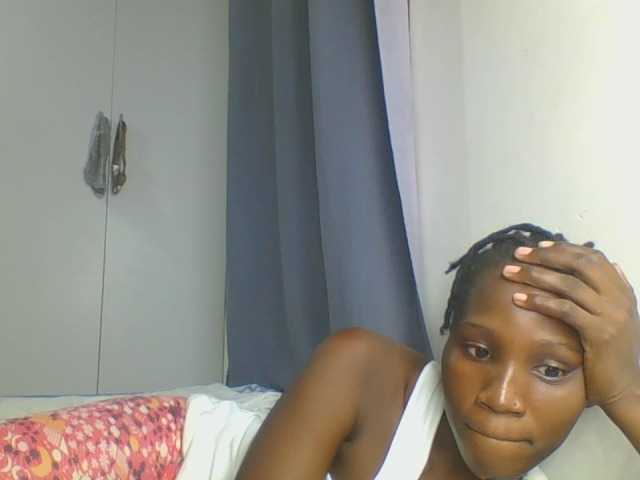 Smilingbeibylove live webcam show