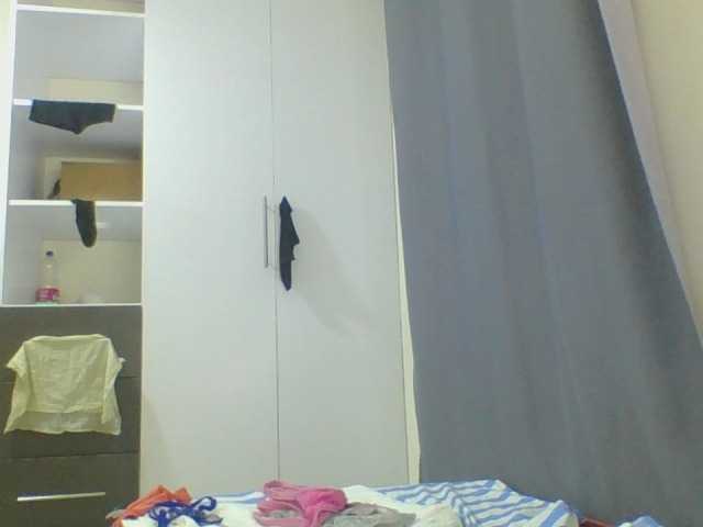Smilingbeibylove live webcam show
