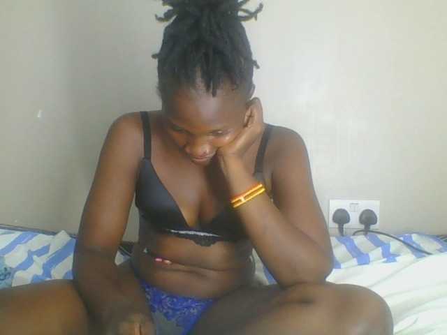 Smilingbeibylove live cam on BongaCams