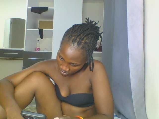 Smilingbeibylove live cam on BongaCams