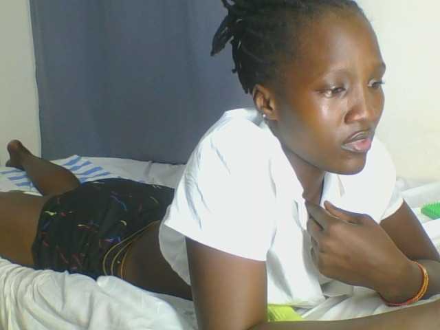 Smilingbeibylove live cam on BongaCams