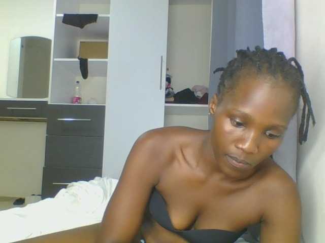 Smilingbeibylove live webcam show