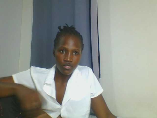 Smilingbeibylove live cam on BongaCams