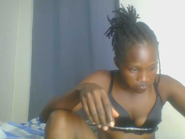Smilingbeibylove live cam on BongaCams