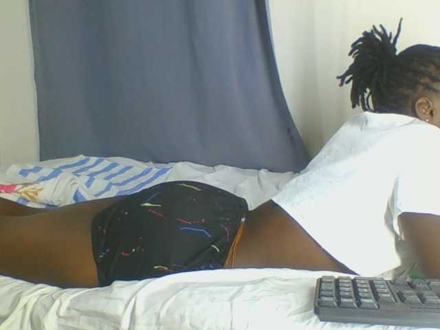 Smilingbeibylove live cam on BongaCams