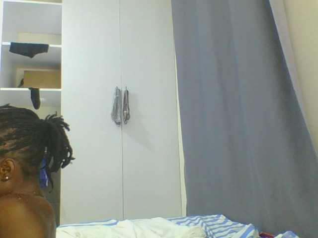 Smilingbeibylove live cam on BongaCams