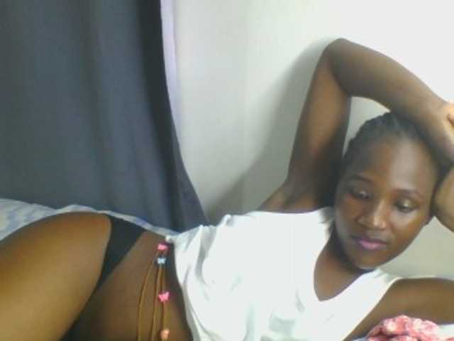 Smilingbeibylove live cam on BongaCams