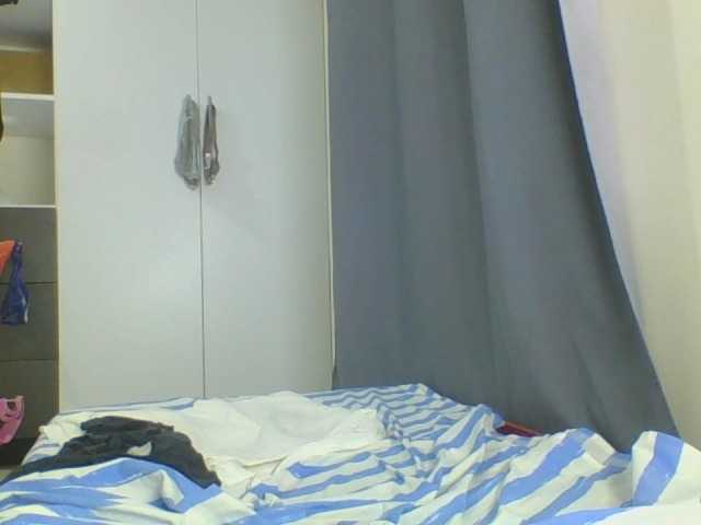 Smilingbeibylove live webcam show