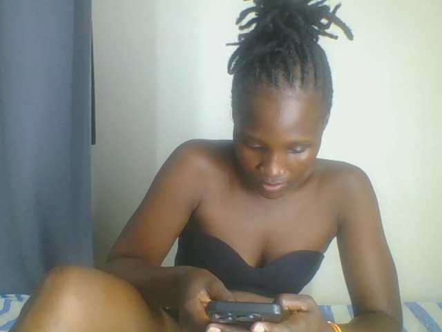 Smilingbeibylove live cam on BongaCams