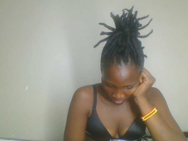 Smilingbeibylove live cam on BongaCams