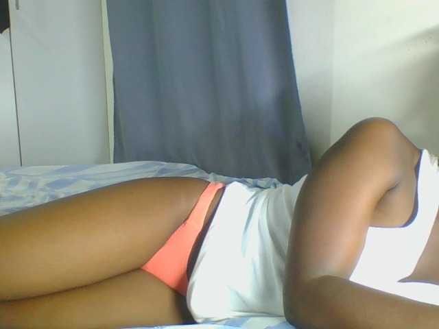 Smilingbeibylove live cam on BongaCams