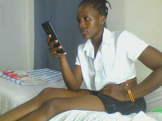 Smilingbeibylove live cam on BongaCams