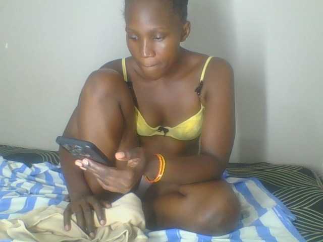Smilingbeibylove live cam on BongaCams